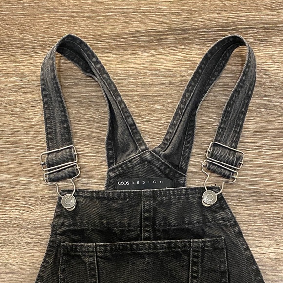 ASOS DESIGN denim overall in washed black SIZE 4 - Picture 6 of 15
